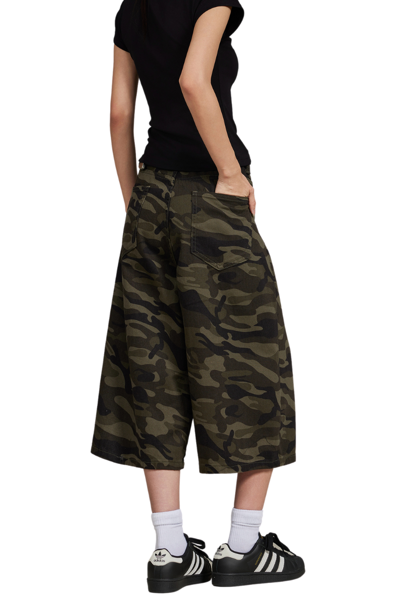 camo wide cargo shorts