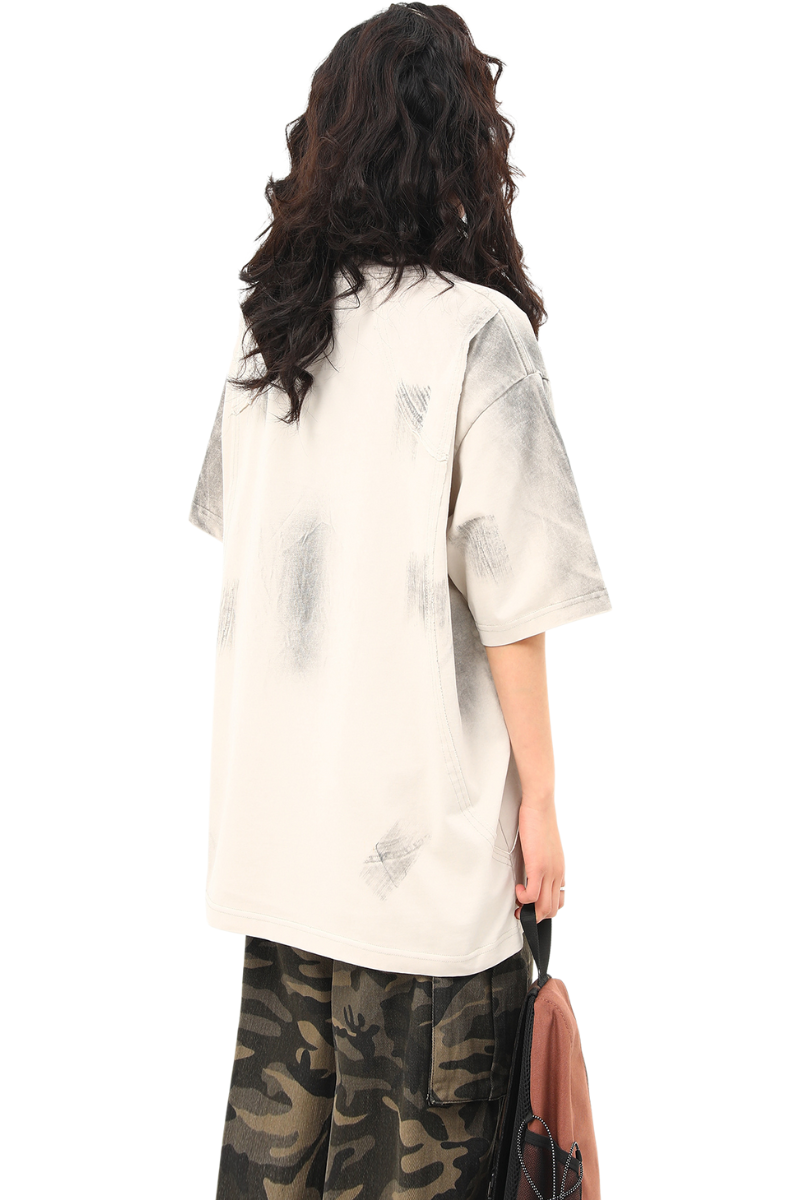spray logo tee